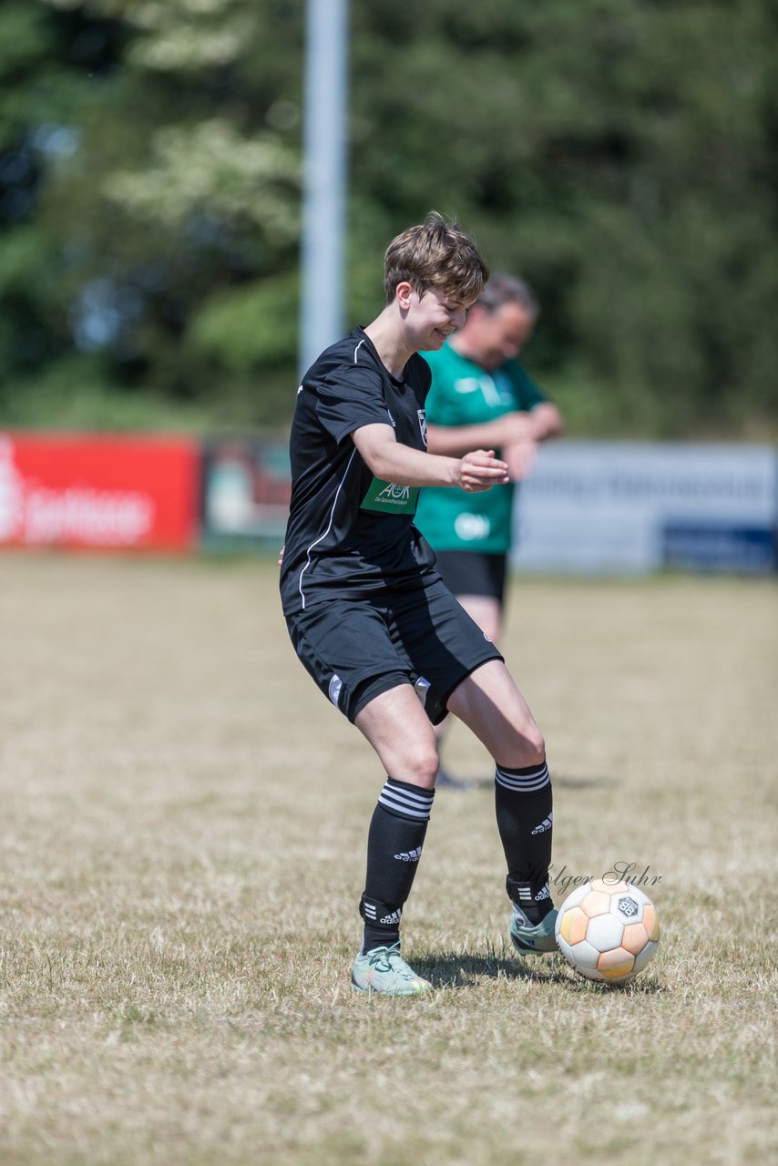 Bild 191 - wBJ TuRa Meldorf/Buesum - JFV Luebeck : Ergebnis: 1:0